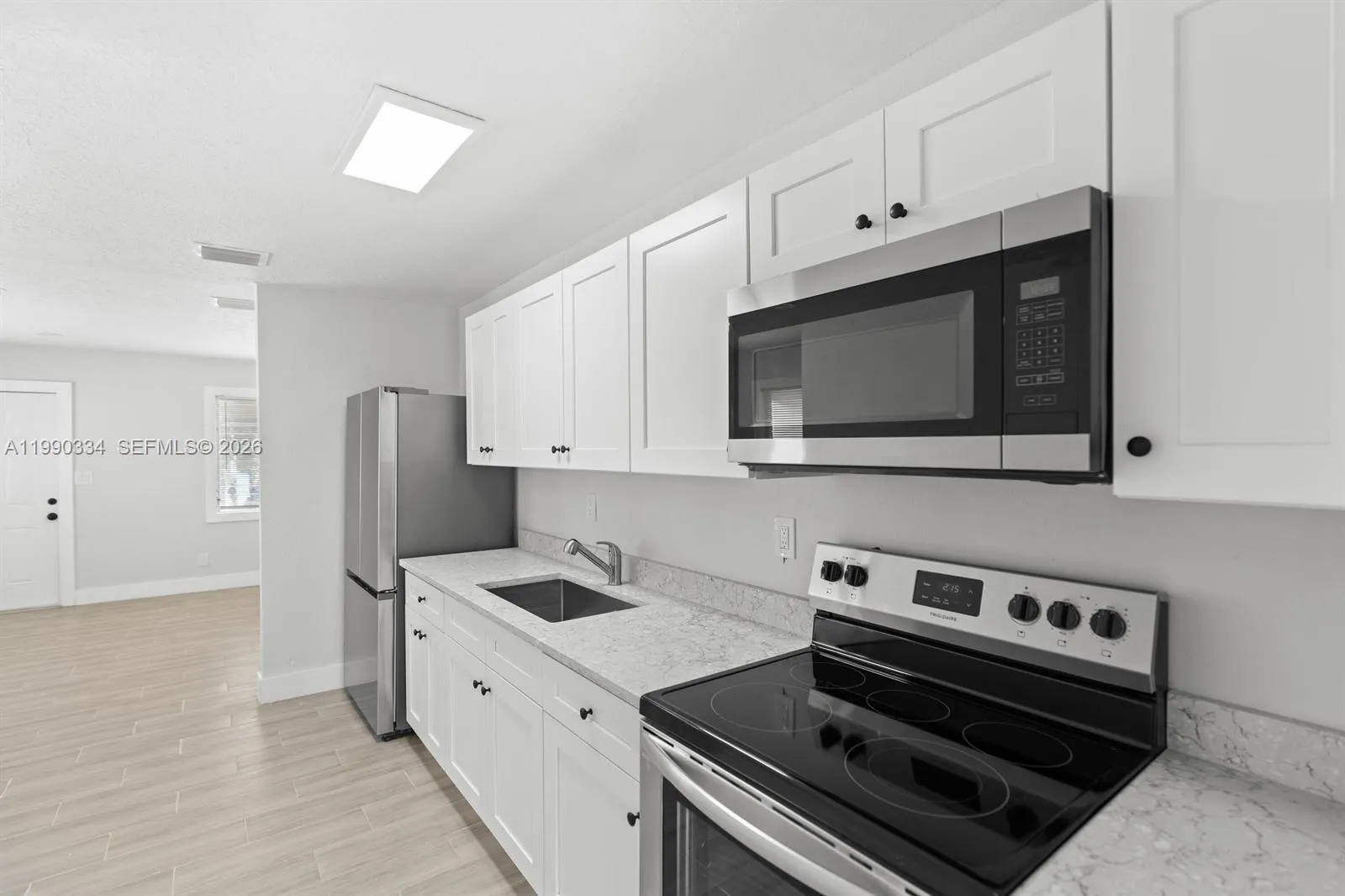 812 32nd St, West Palm Beach FL 33407