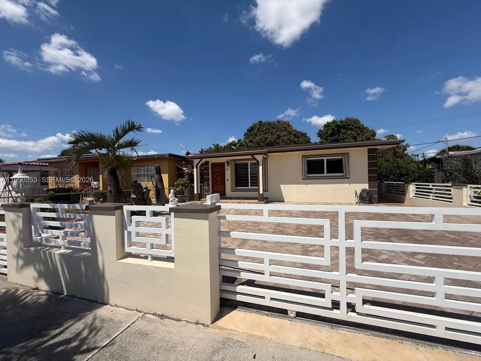 281 W 17th St # 281, Hialeah FL 33010