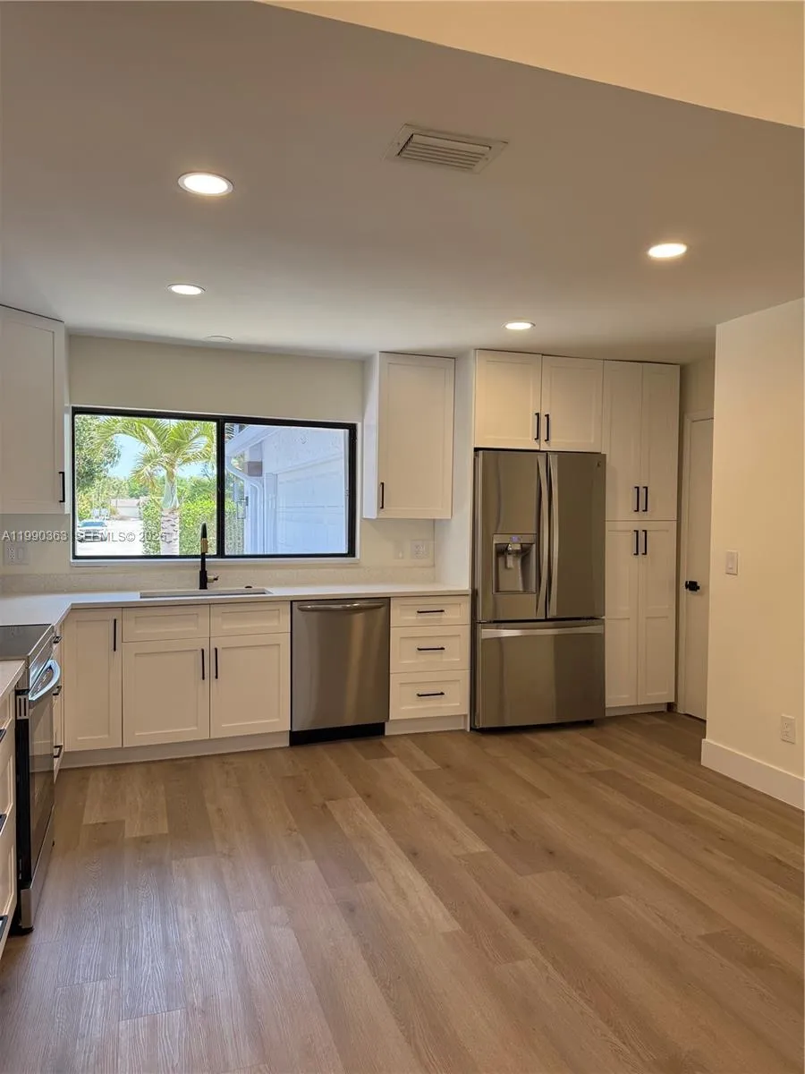 9596 Everglades Park Ln, Boca Raton FL 33428