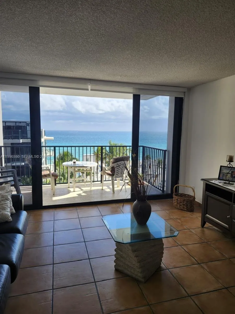 2201 S Ocean Dr # 602, Hollywood FL 33019