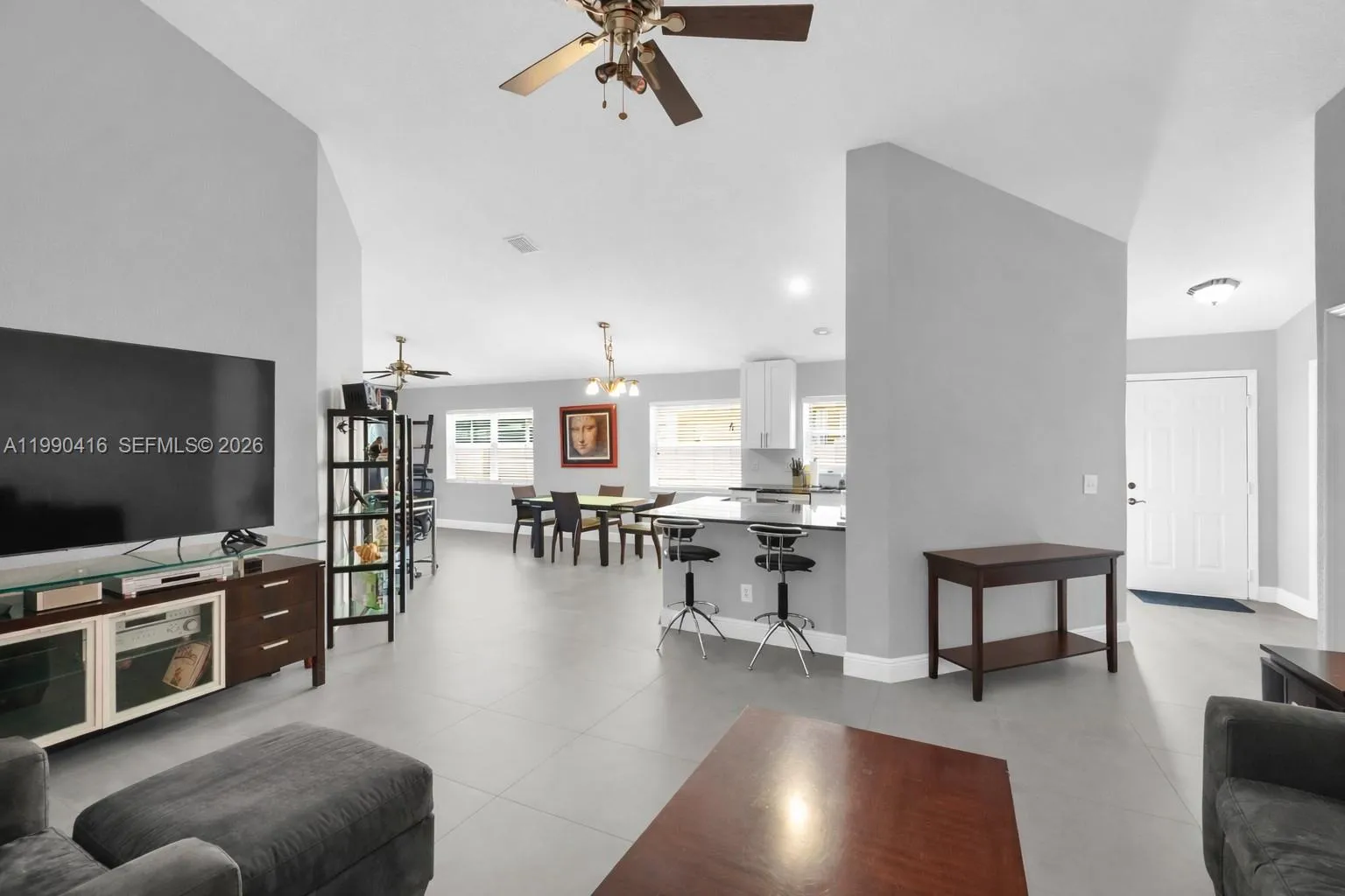 5477 Grande Palm Cir, Delray Beach FL 33484