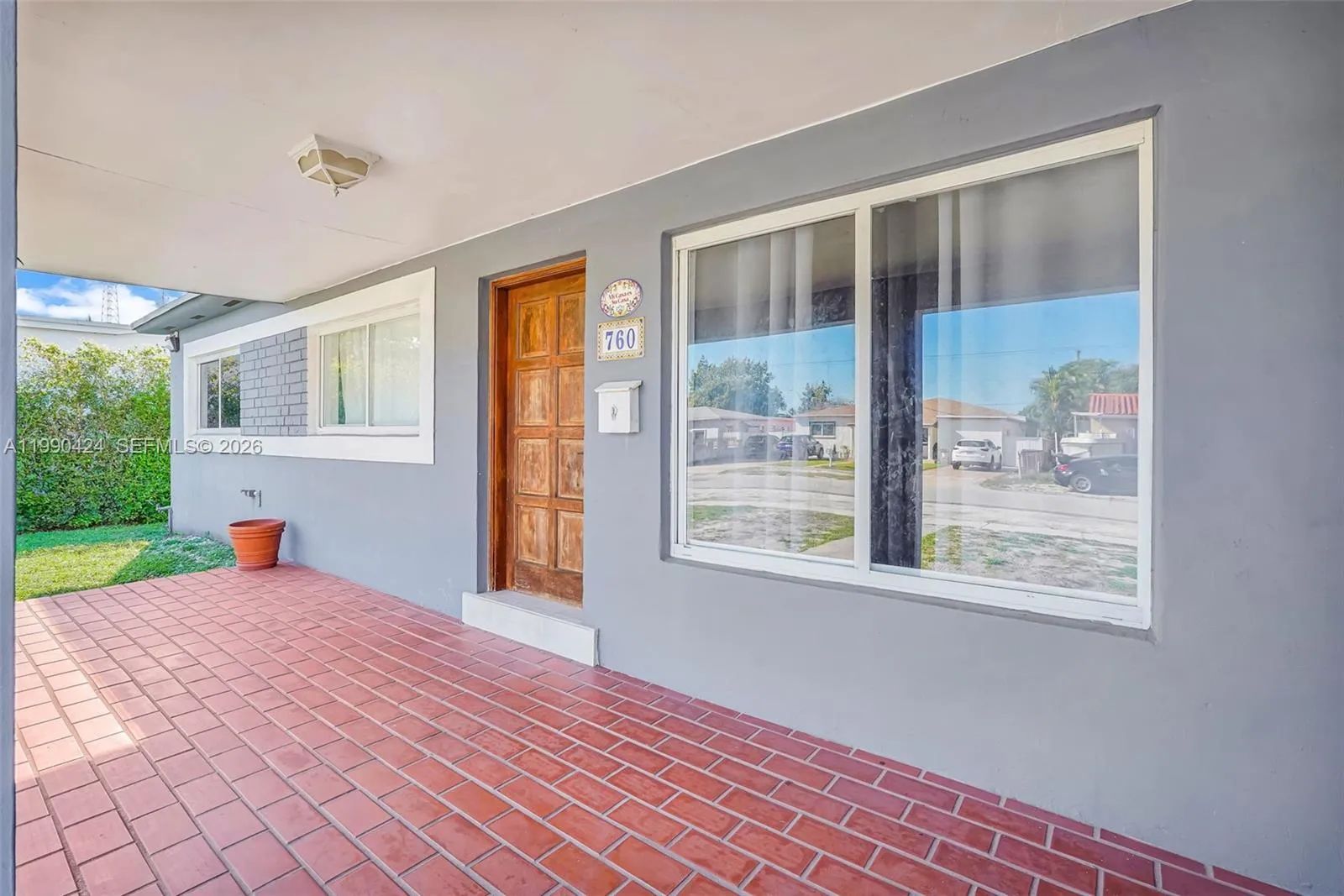 760 E 55th St, Hialeah FL 33013