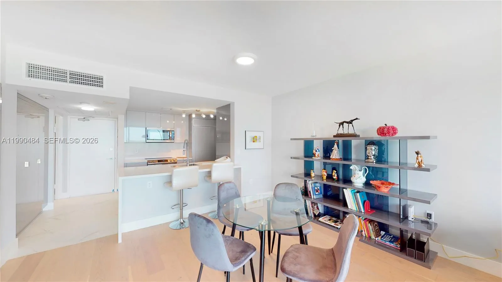 10275 Collins Ave # 724, Bal Harbour FL 33154