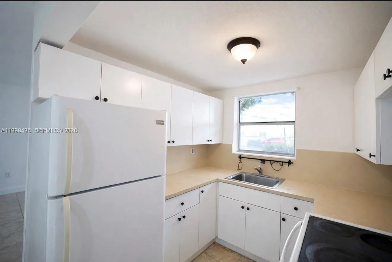 12275 NE 19th Ave # 4, North Miami FL 33181