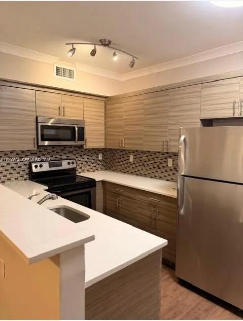 222 Sidonia Ave # 4, Coral Gables FL 33134