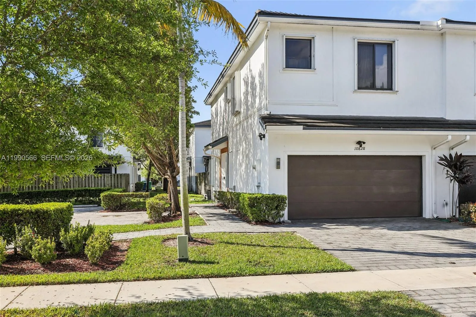 10828 SW 235 St, Miami FL 33032