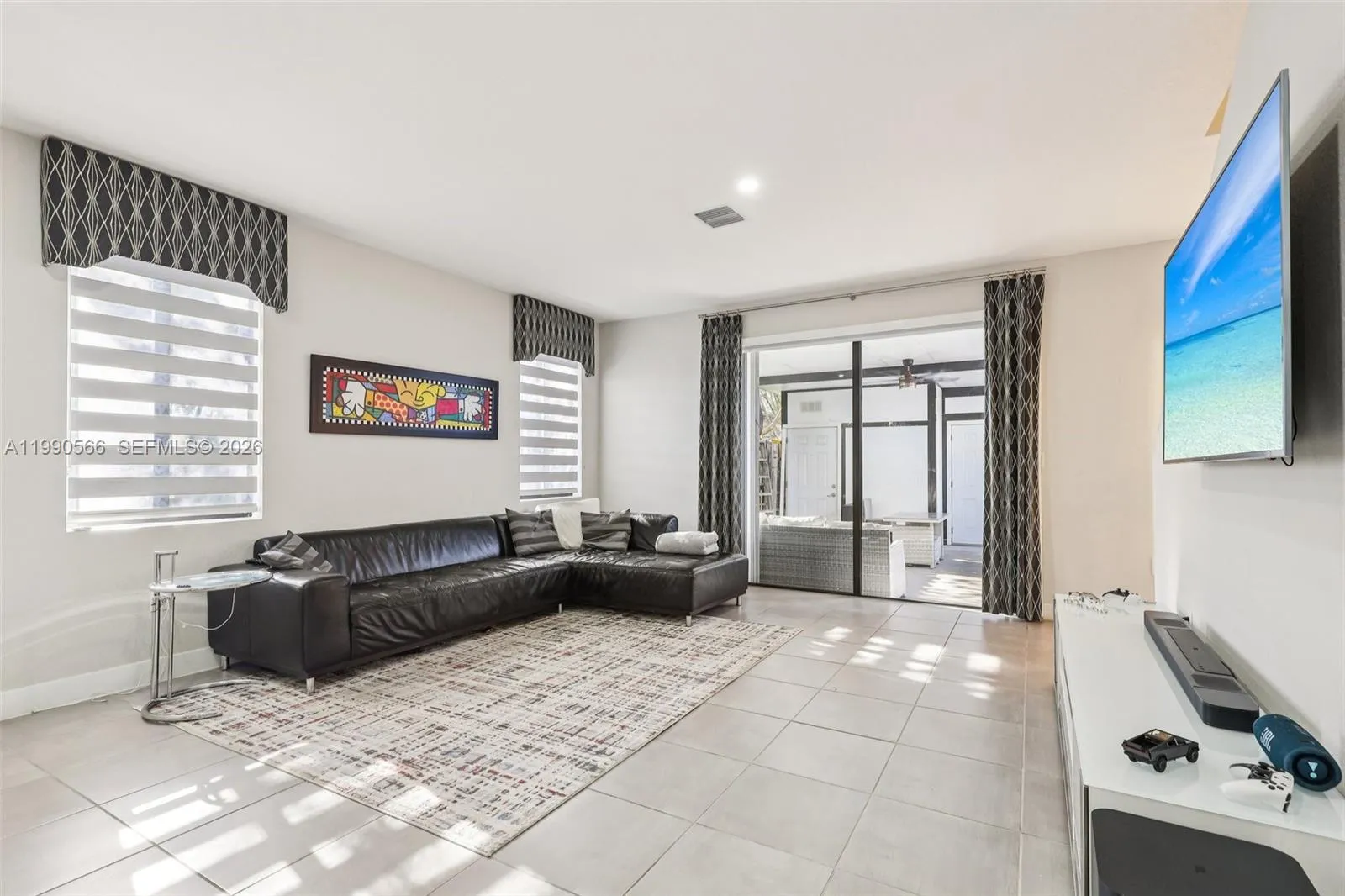 10828 SW 235 St, Miami FL 33032