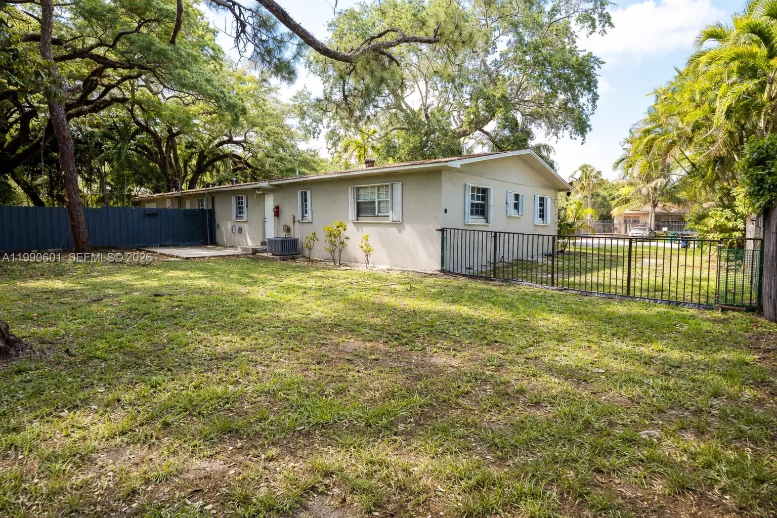 1762 NE 145th St # 1760, Miami FL 33181