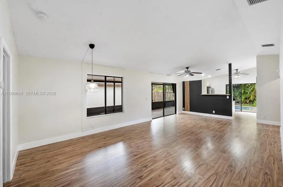 5308 NW 92nd ave # 5308, Sunrise FL 33351