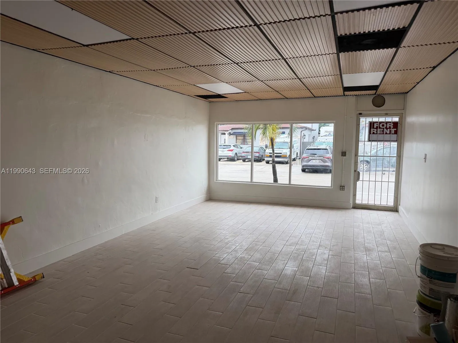 1352 E 4th Ave, Hialeah FL 33010