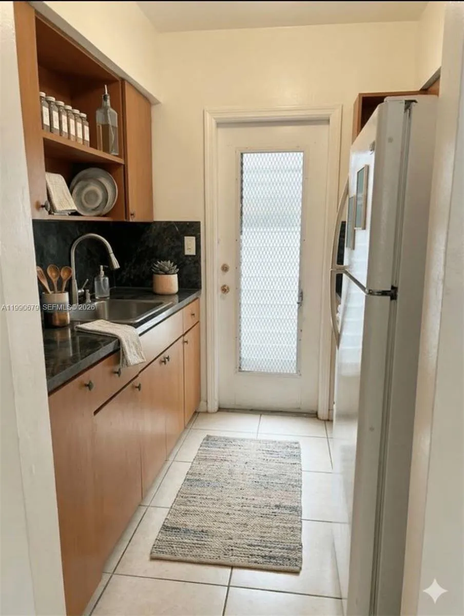 934 Meridian Ave # 7, Miami Beach FL 33139