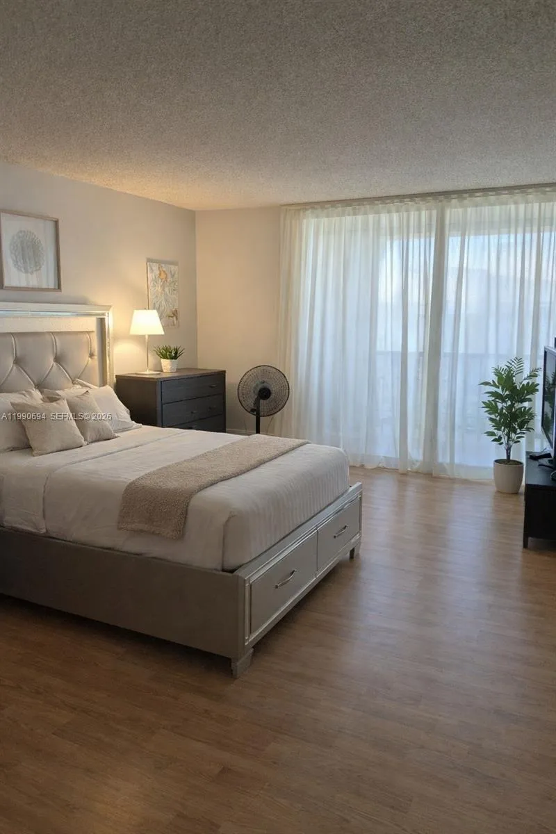 701 Three Islands Blvd # 510, Hallandale Beach FL 33009