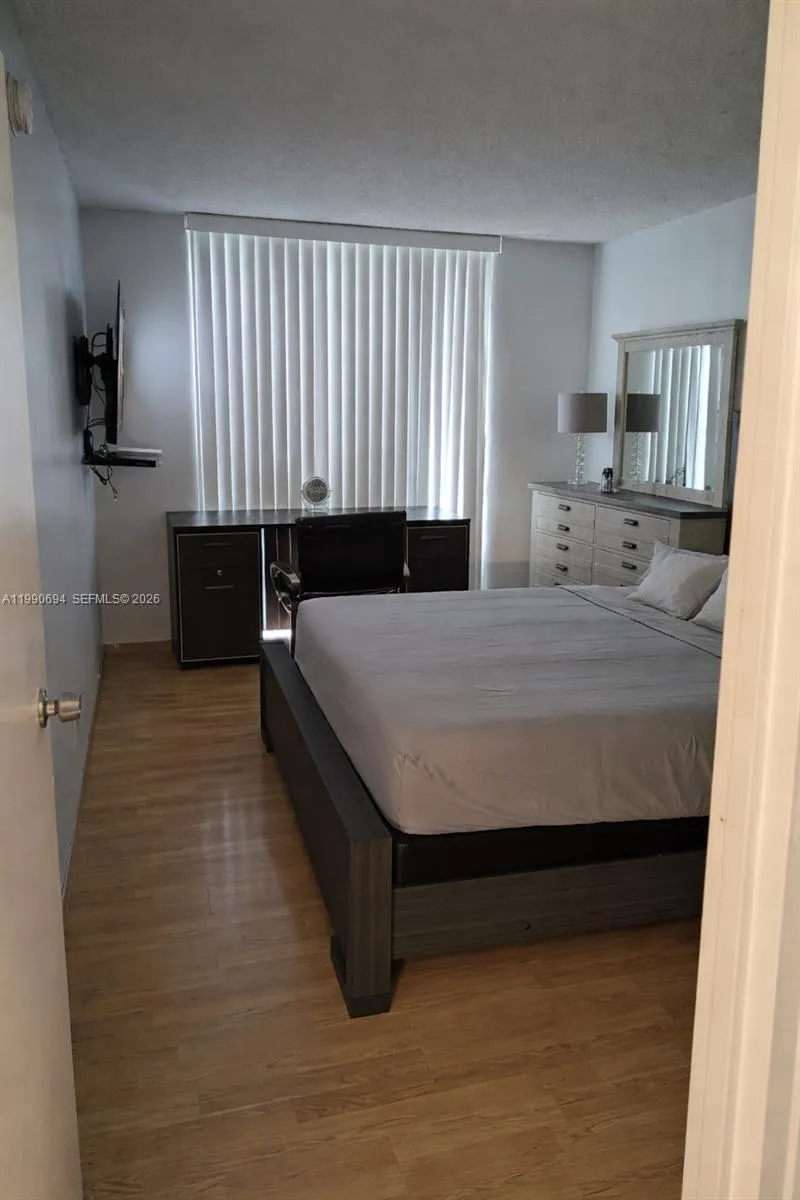 701 Three Islands Blvd # 510, Hallandale Beach FL 33009