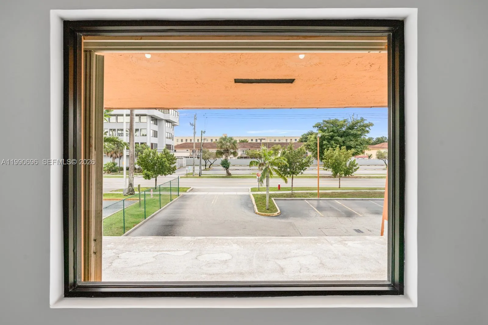 2075 W 76th St # 1, Hialeah FL 33016