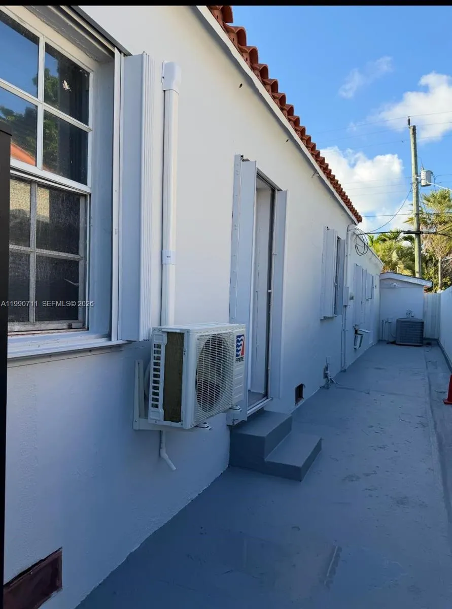 1765 SW 21st St # 1, Miami FL 33145