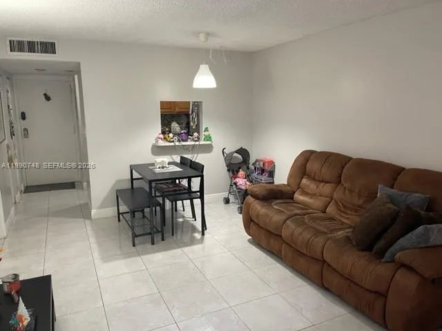 14421 N Kendall Dr # 407M, Miami FL 33186