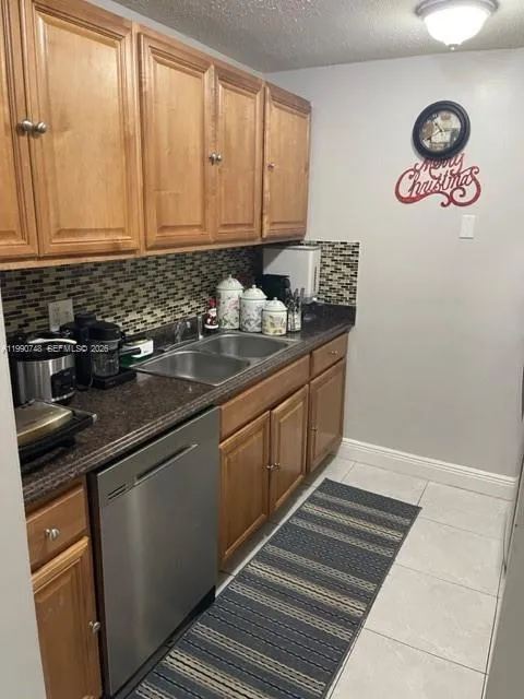 14421 N Kendall Dr # 407M, Miami FL 33186