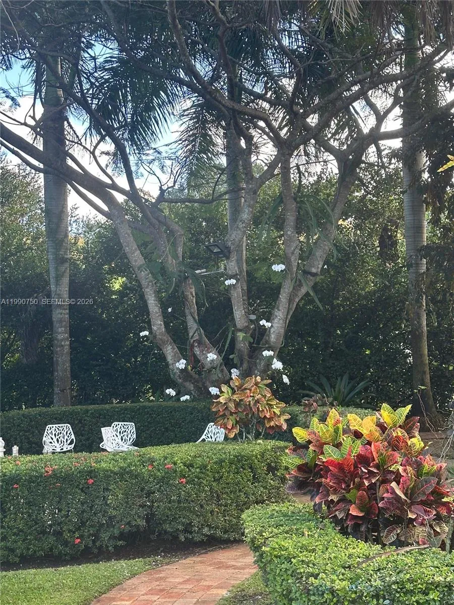 5200 SW 113th Ave, Davie FL 33330