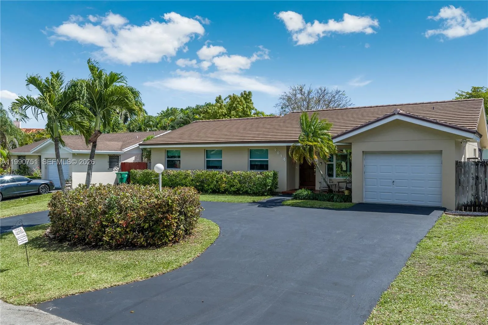 4 bedroom 2 bath for sale at 9014 SW 163rd Ter, Palmetto Bay FL 33157