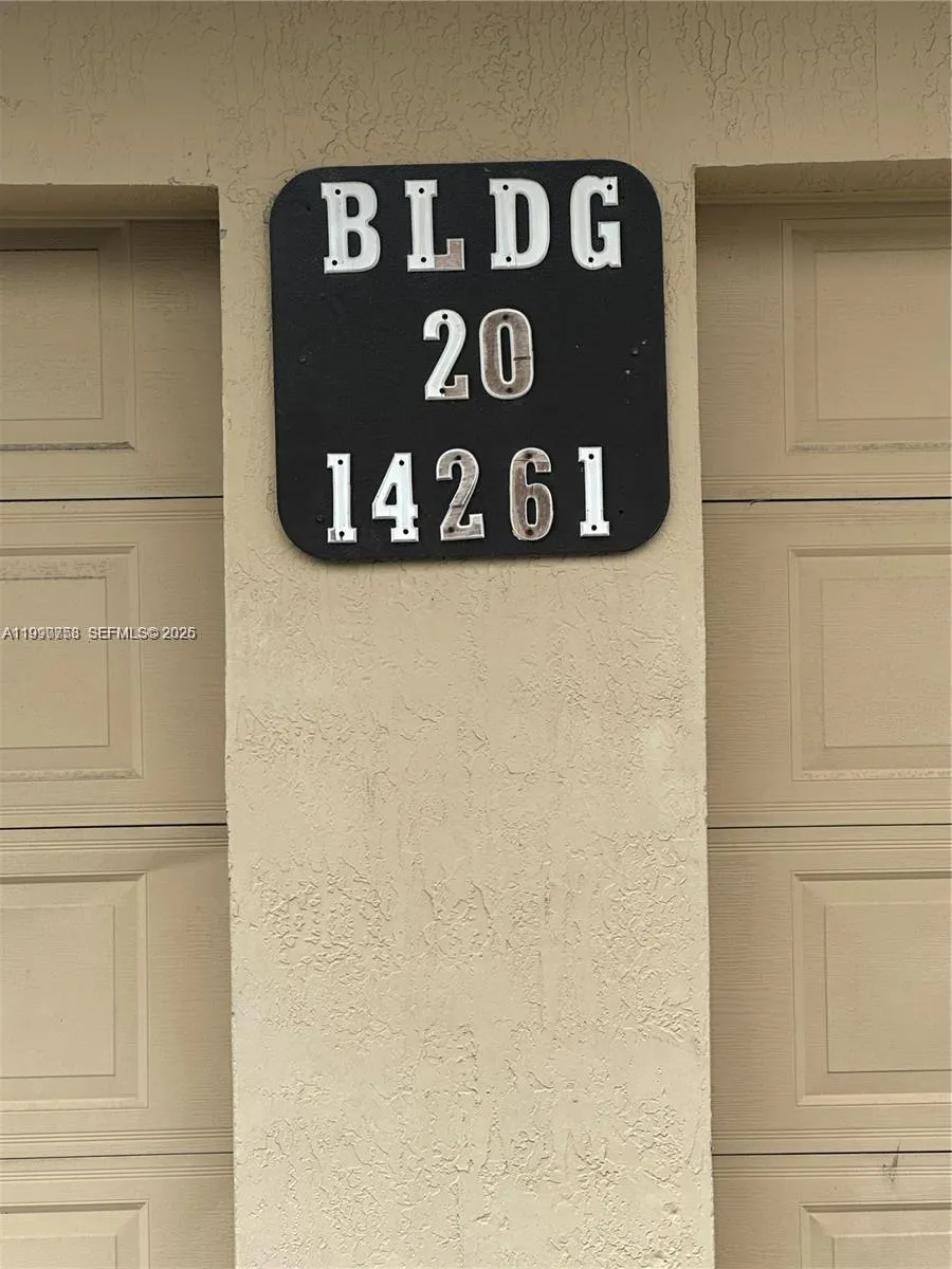 14261 SW 94th Cir Ln # 20, Miami FL 33186