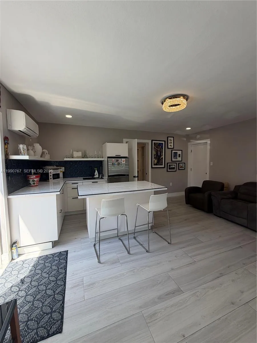 8235 SW 41st Ter # 1, Miami FL 33155