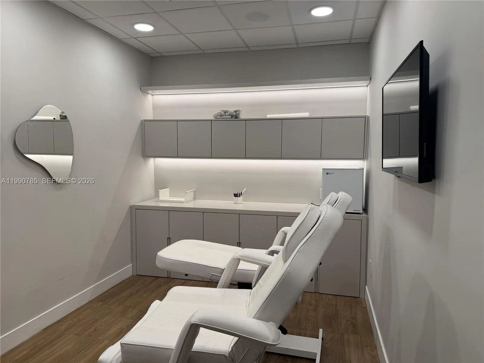 2820 NE 214th St # 1004, Aventura FL 33180