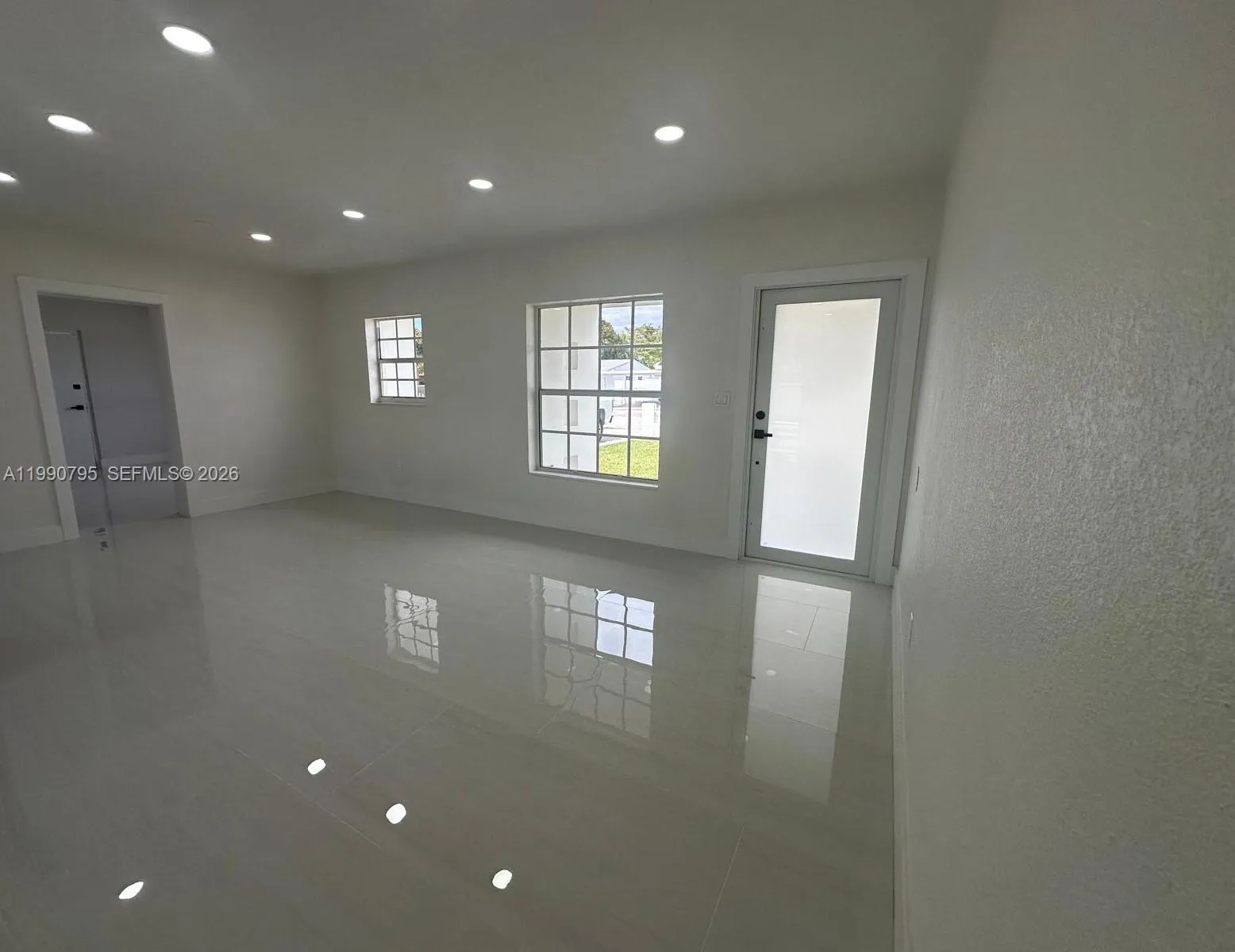 3960 NW 174th St, Miami Gardens FL 33055