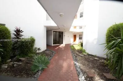 1075 93rd St # 206, Bay Harbor Islands FL 33154