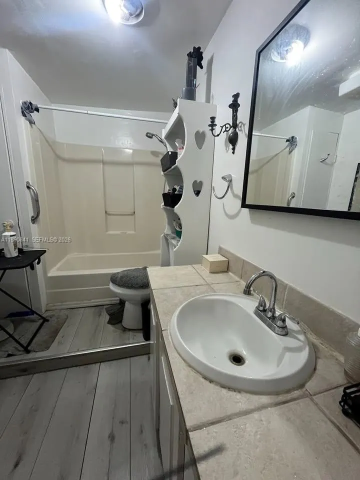 22XX SW 42 Way # C, Fort Lauderdale FL 33317