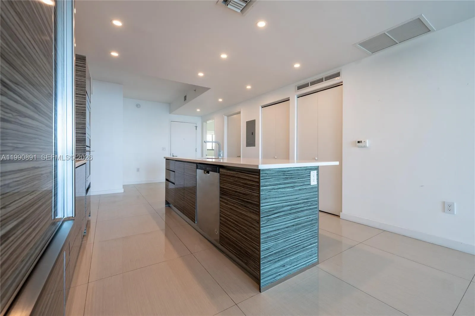 460 NE 28th St # 707, Miami FL 33137