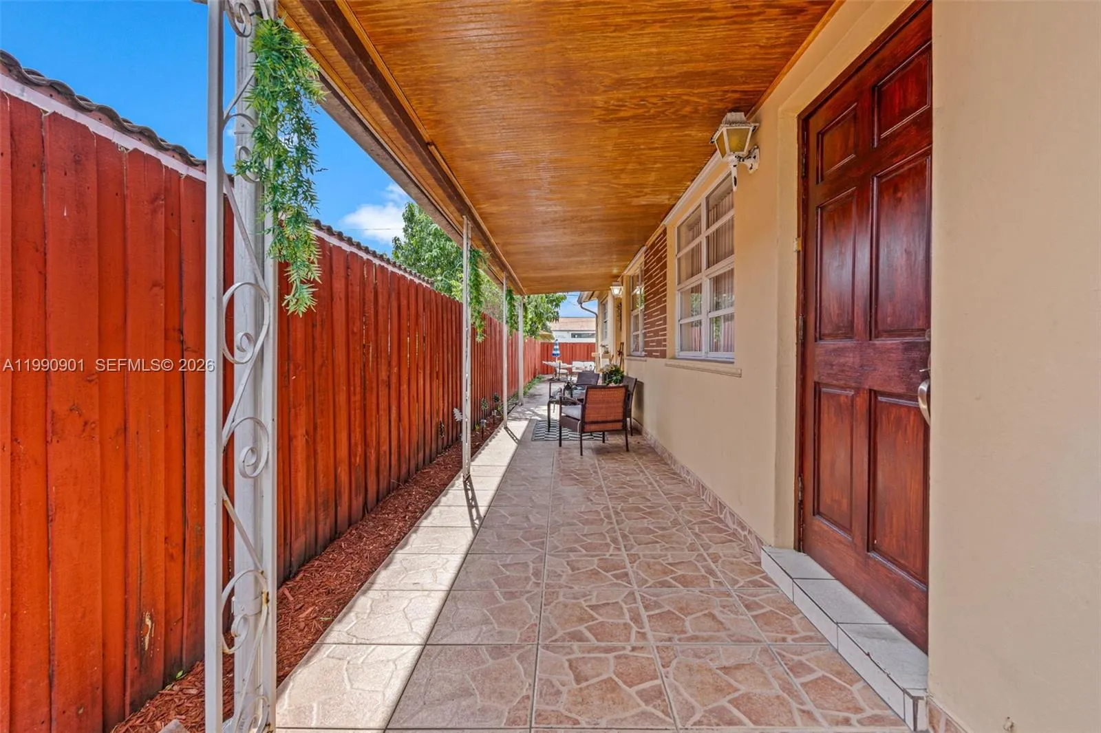 1028 W 30th St # 1028, Hialeah FL 33012