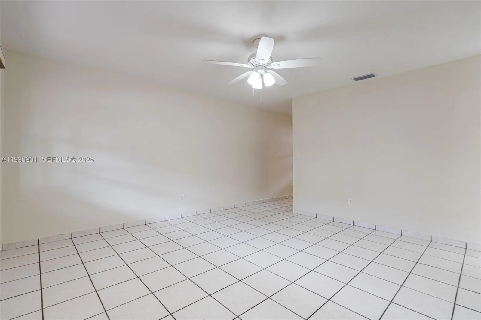 1028 W 30th St # 1028, Hialeah FL 33012