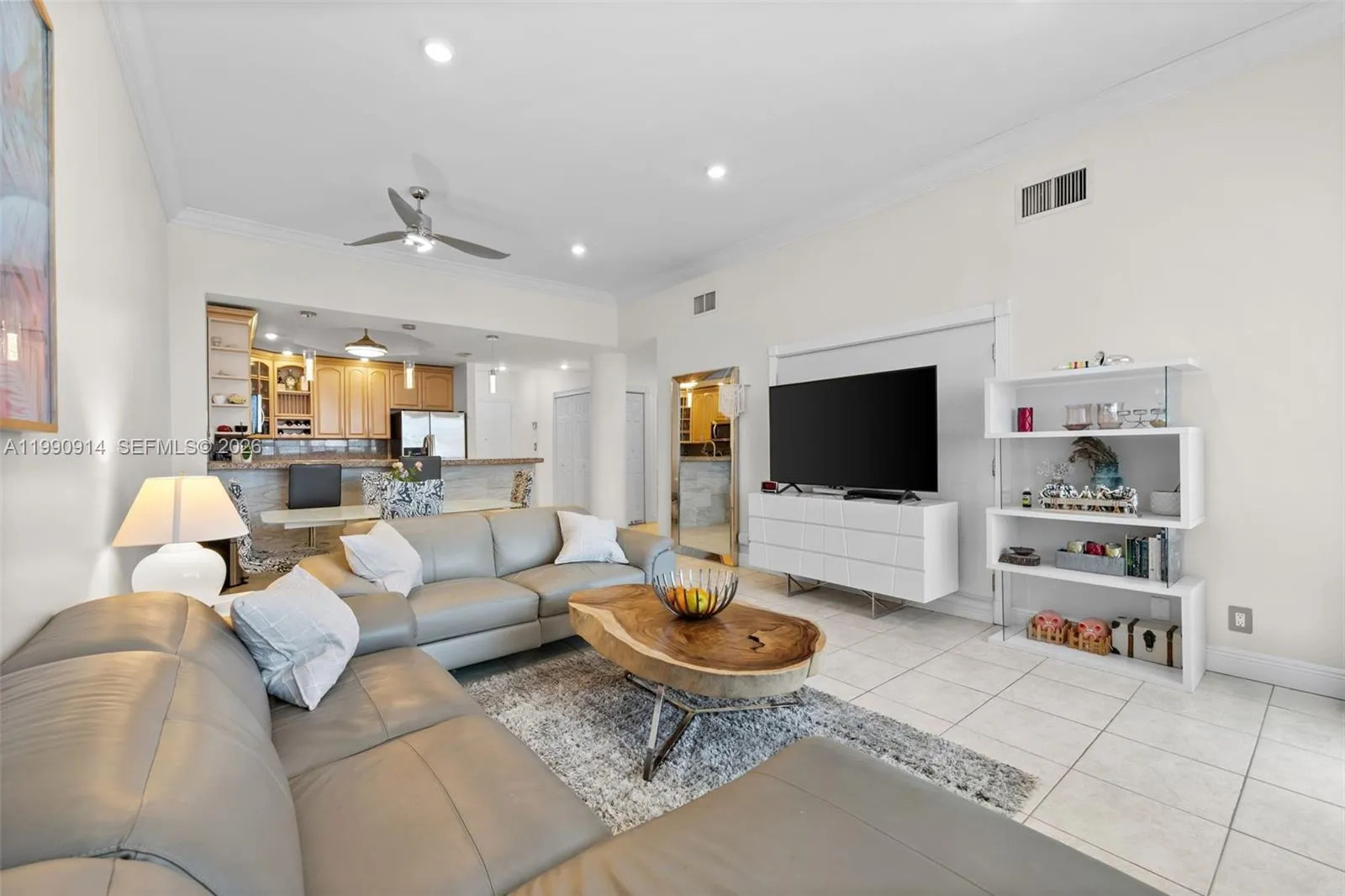 3725 S Ocean Dr, Hollywood FL 33019