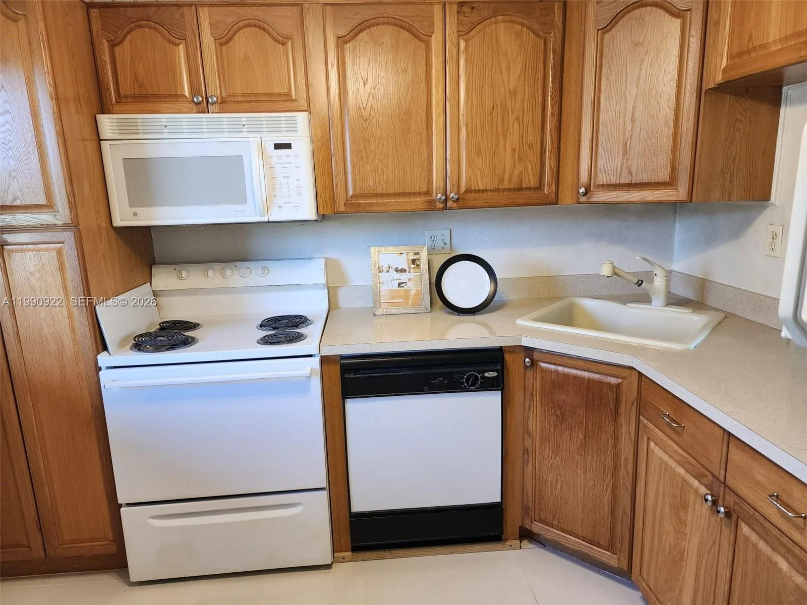 8370 Sands Point Blvd # H303, Tamarac FL 33321