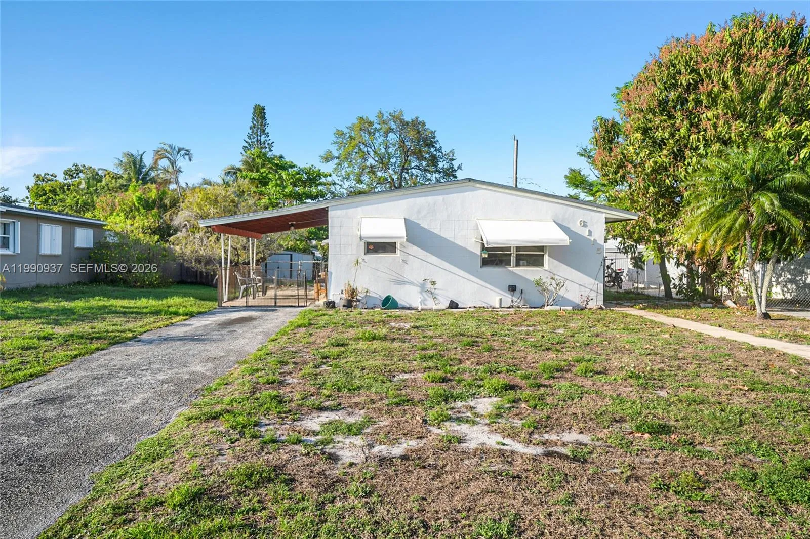 6115 SW 2nd St, Margate FL 33068