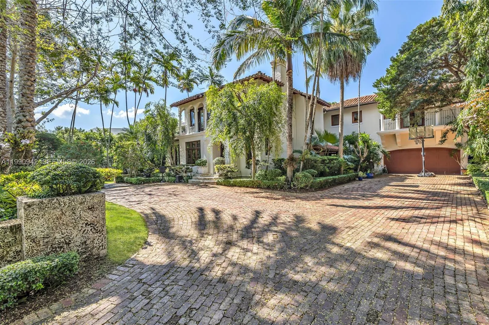 3462 N Moorings Way, Miami FL 33133