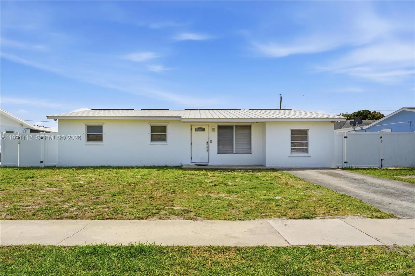 5 bedroom 2 bath for sale at 3352 Taconic Dr, West Palm Beach FL 33406