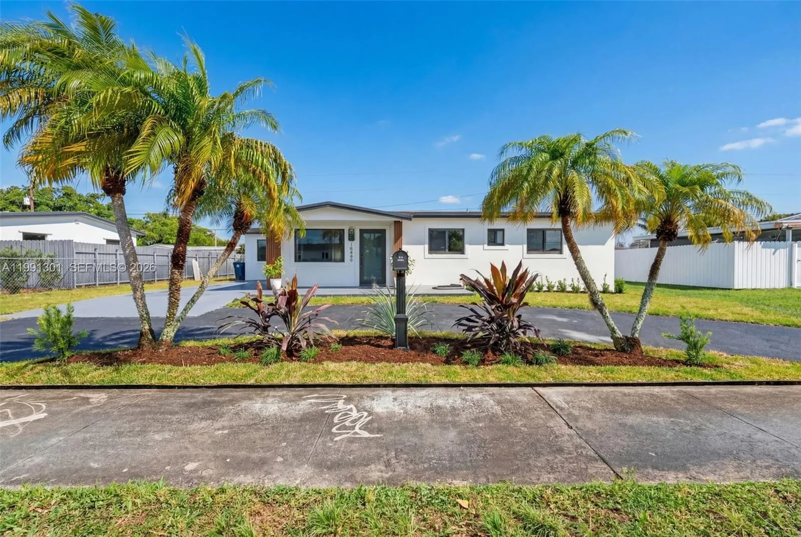 10445 SW 149th Ter, Miami FL 33176