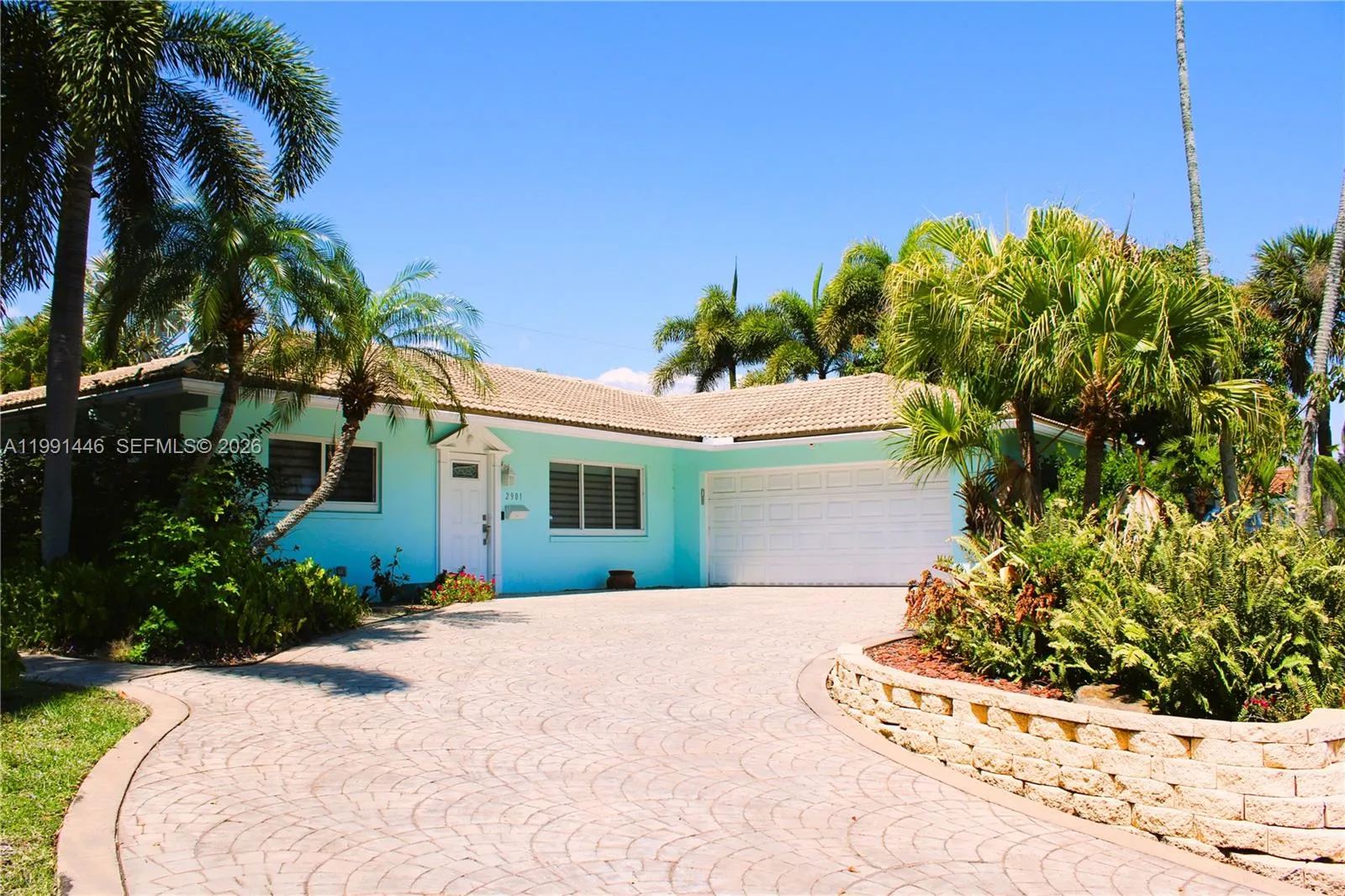 3 bedroom 2 bath for sale at 2901 NW 10th Ave, Wilton Manors FL 33311