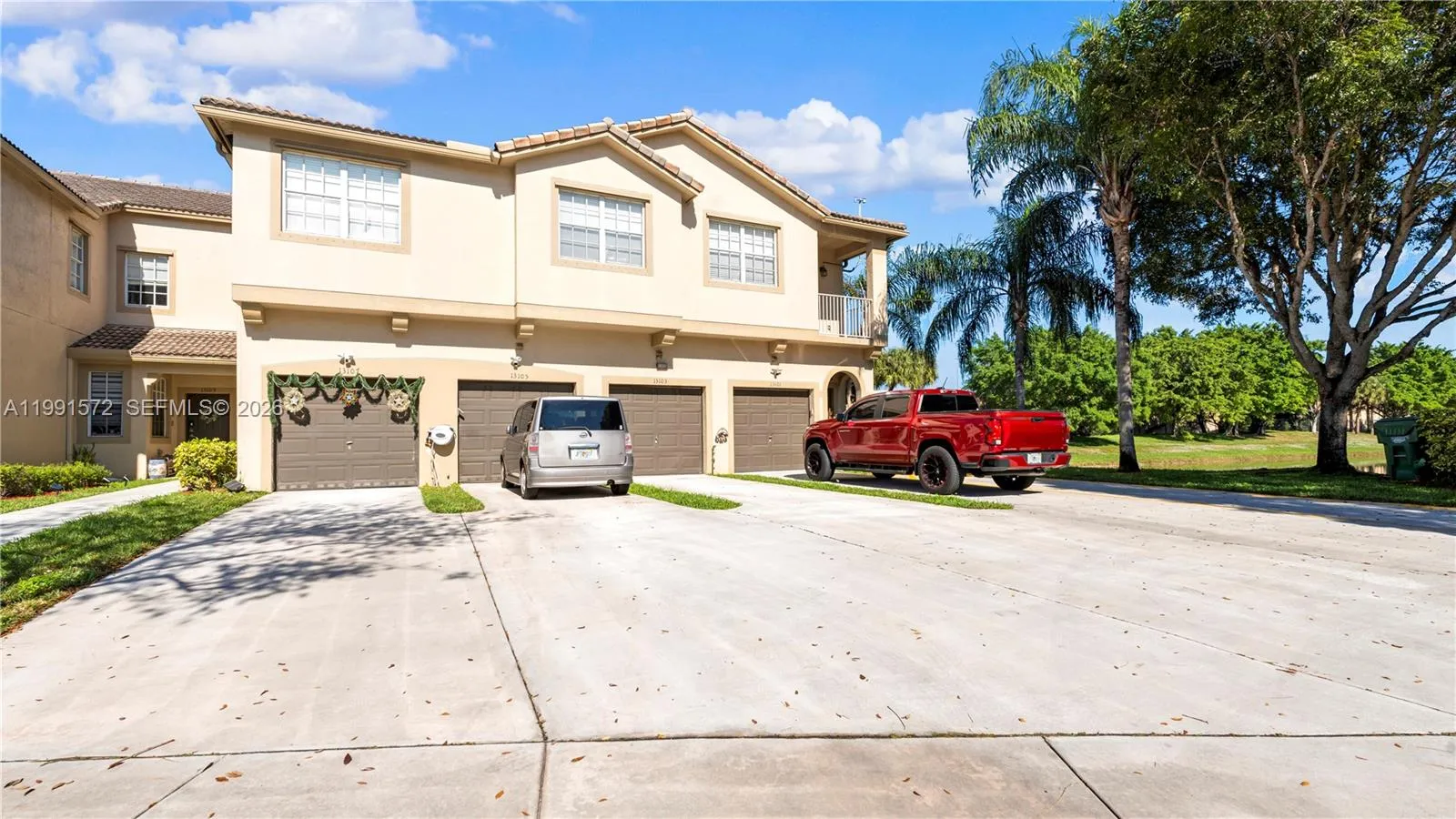 3 bedroom 2 bath for sale at 13103 SW 42nd St # 5106, Miramar FL 33027