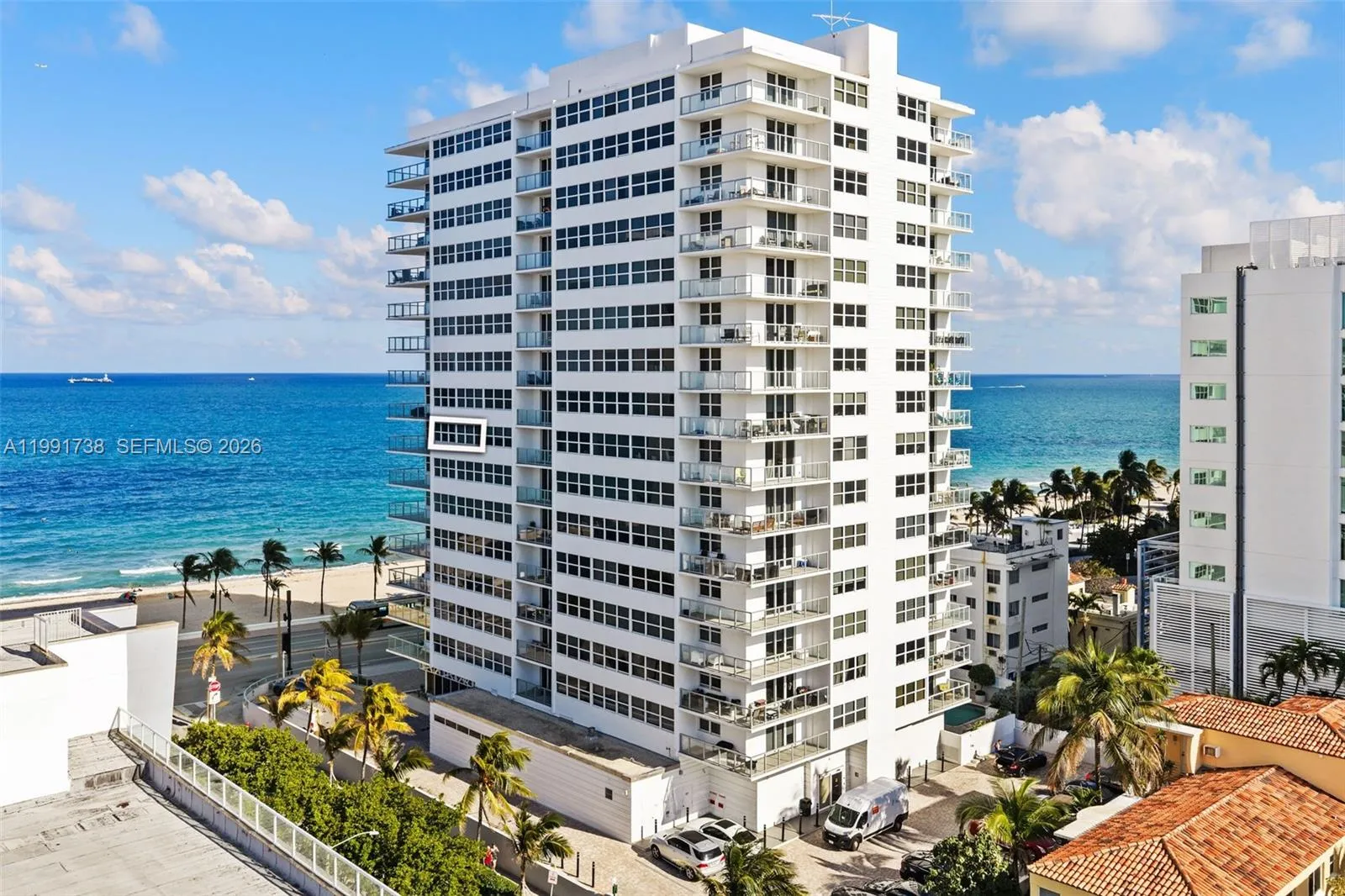1 bedroom 2 bath for sale at 209 N Fort Lauderdale Beach Blvd # 7F, Fort Lauderdale FL 33304
