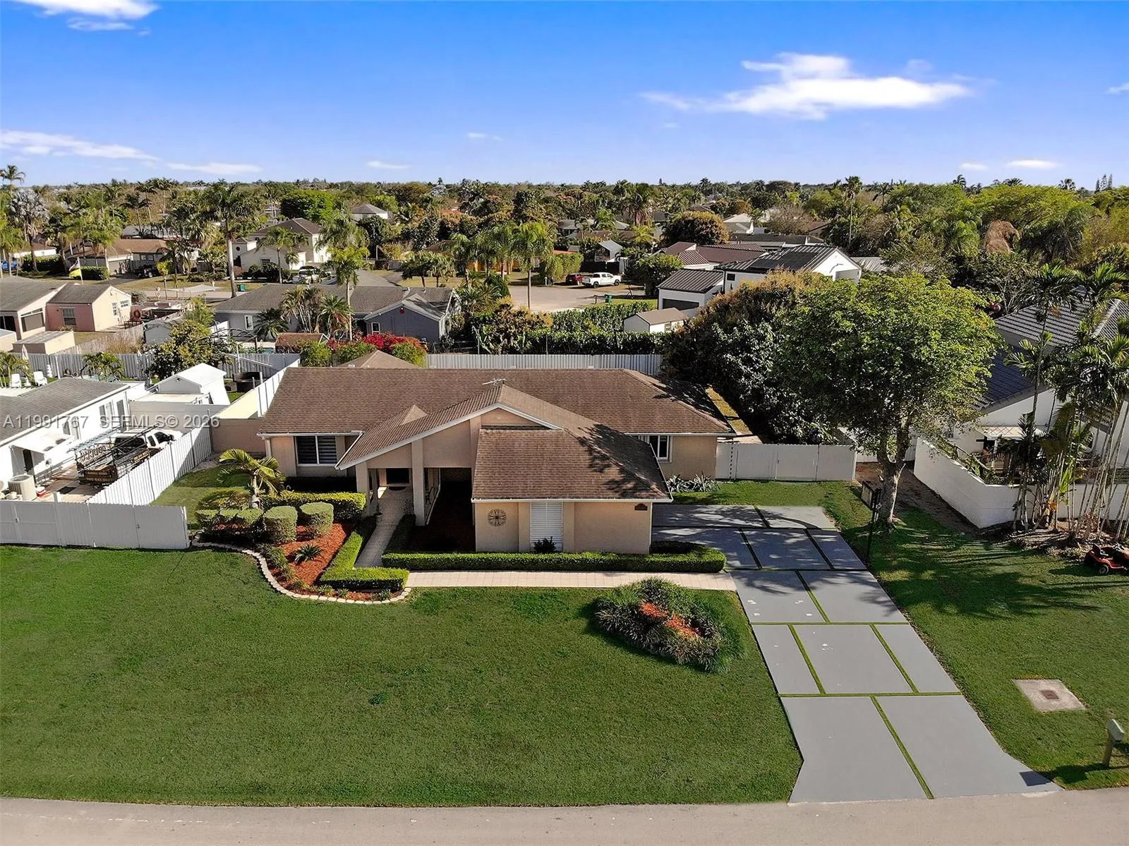 4 bedroom 2 bath for sale at 15382 SW 153rd St, Miami FL 33187