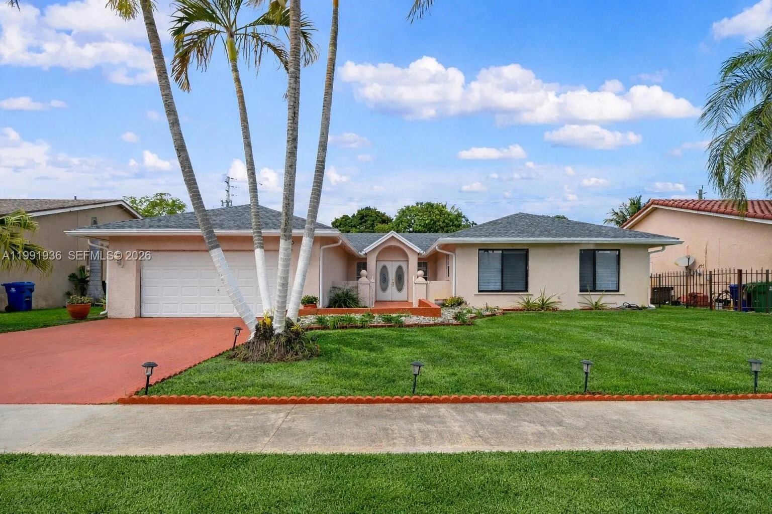 3 bedroom 2 bath for sale at 9131 N Lake Miramar Cir, Miramar FL 33025