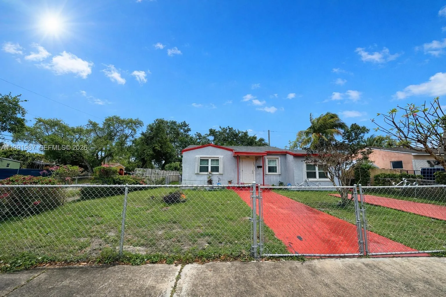 3 bedroom 2 bath for sale at 2604 Mayo St, Hollywood FL 33020