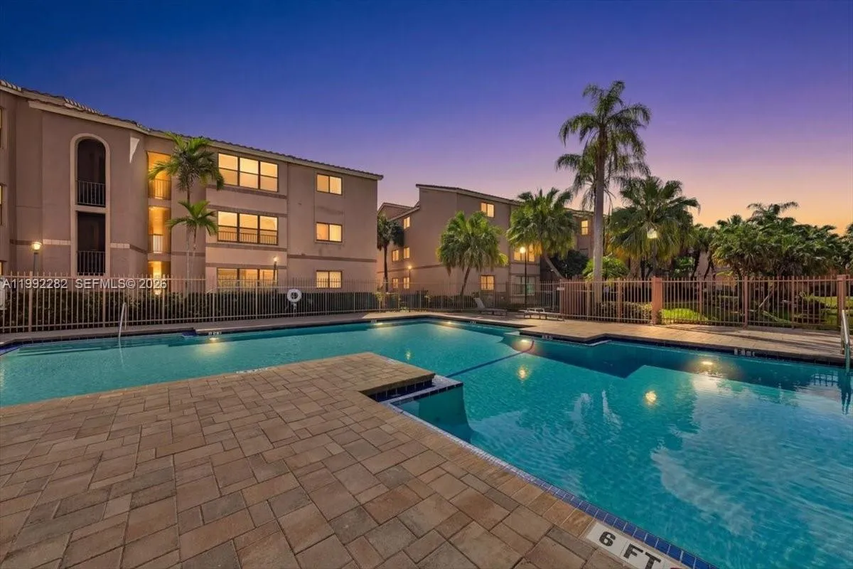 2 bedroom 2 bath for sale at 2796 S University Dr # 2202, Davie FL 33328