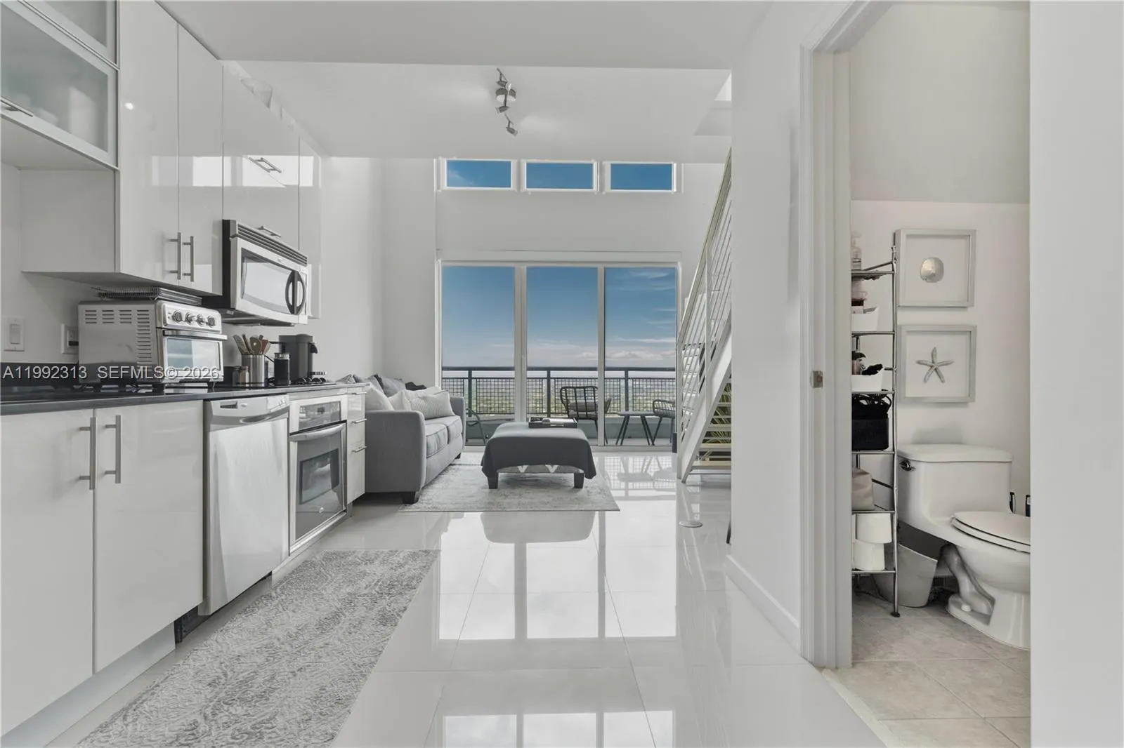 1 bedroom 1 bath for sale at 60 SW 13th St # 2805, Miami FL 33130