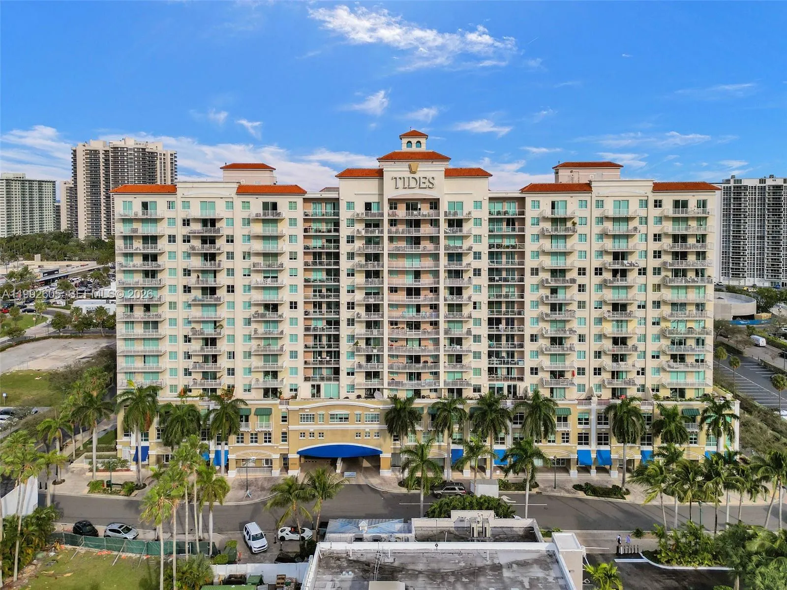 3 bedroom 2 bath for sale at 3020 NE 32nd Ave # 1125, Fort Lauderdale FL 33308