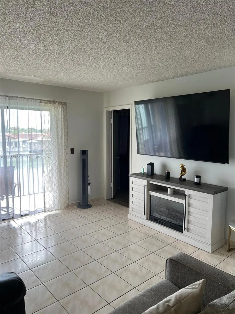 2 bedroom 2 bath for sale at 6465 W 27th Ave # 202, Hialeah FL 33016