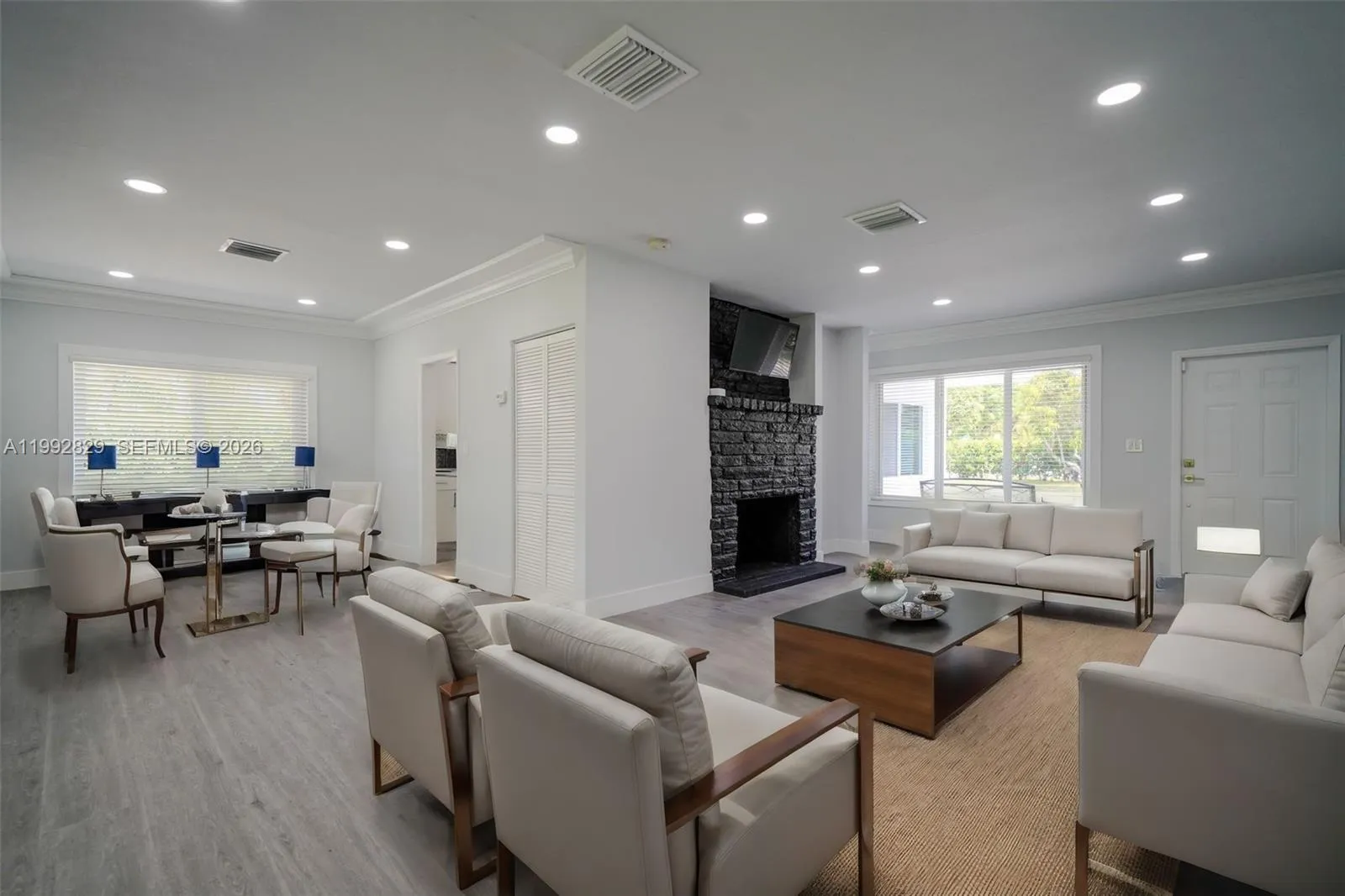 8390 SW 64th St, Miami FL 33143