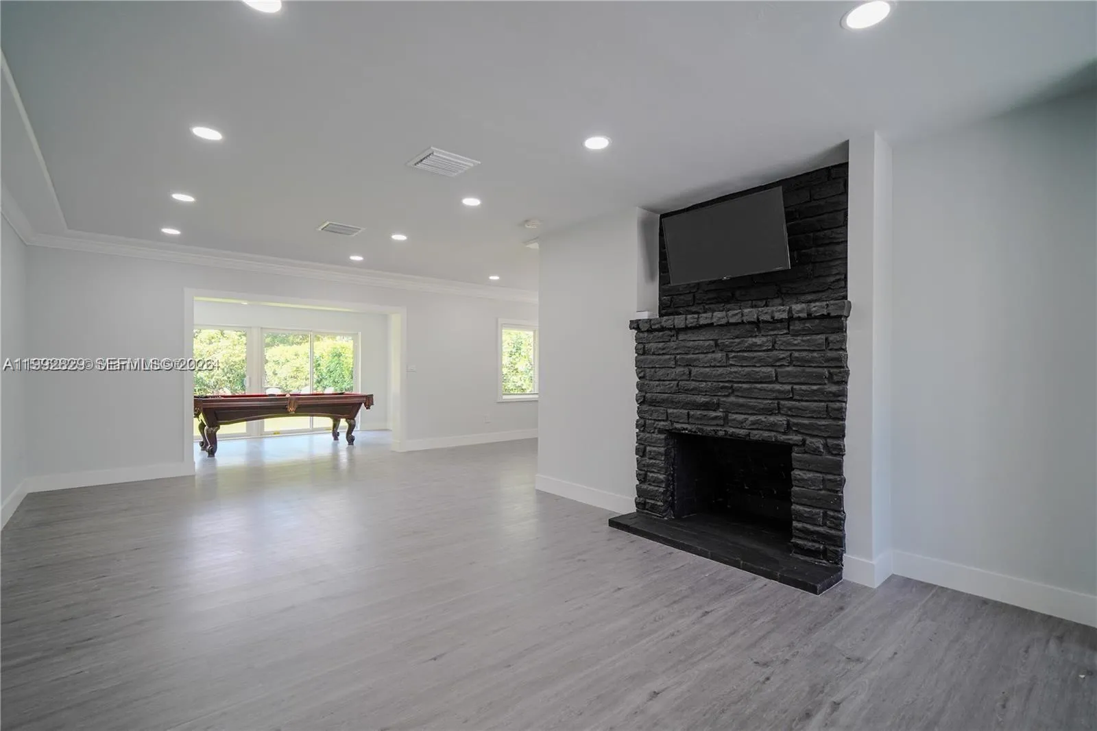 8390 SW 64th St, Miami FL 33143